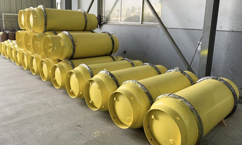 chlorine-cylinder-6