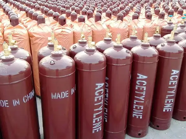 Acetylene gas cylinders